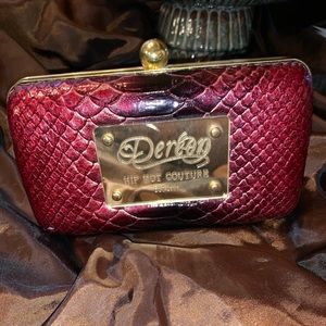 Red purse